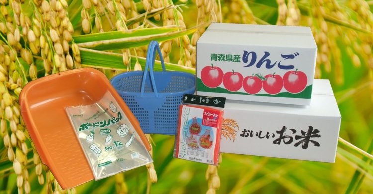 段ボール、収穫かご、米袋